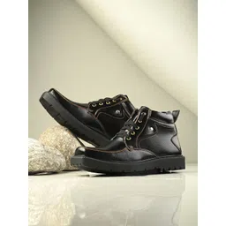 The Roadster Lifestyle Co Men Lace Up Mid-Top Boots