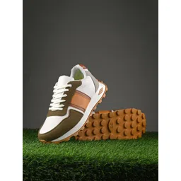 The Roadster Lifestyle Co Men Colourblocked Casual Sneakers