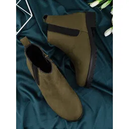 The Roadster Lifestyle Co Women Chelesa Boots