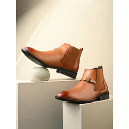 Valentino Men Leather Chelsea Boots