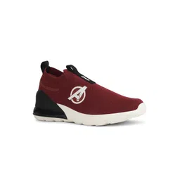 North Star Men Slip-On Sneakers