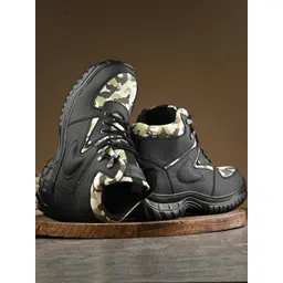 Ozarro Olive Synthetic Leather Casual Shoes