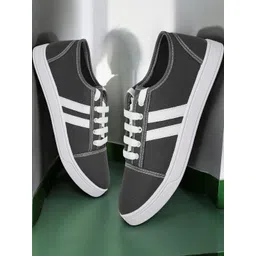 Free Kicks Men Grey Mesh Marking Running Sports Shoes