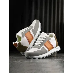 Rising Wolf Men Sneakers