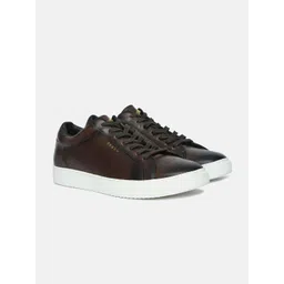 ZEESH Men Leather Sneakers