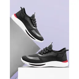 Spotwalk Men Mesh Running Shoes