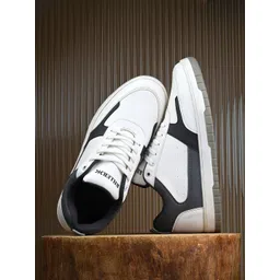 Killer Men Colourblocked Sneakers