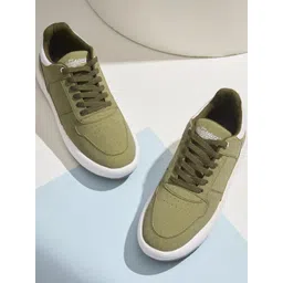 Roadster Men Green Synthetic Casual Shoes