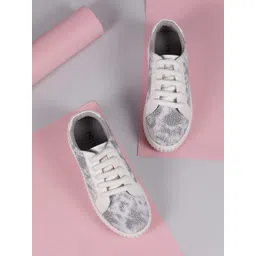 Metro Women Printed Lace-Ups Pointed Toe Smart Casual Sneakers