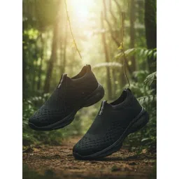 KRAASA Men Round Toe Slip-On Sneakers