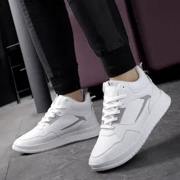 kardam&sons luxury fashionable Stylish Light Weight Sneakers white Sneakers For Men