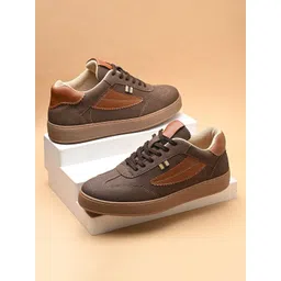 Roadster Men Suede Pointed Toe Lightweight Lace-Ups Sneakers