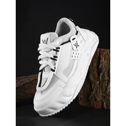 Woakers Men Colourblocked Lace-Ups Sneakers