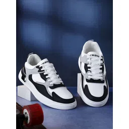 Trenz Men Lace-Ups Mesh Walking Shoes