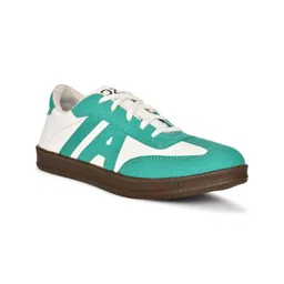 Kerzl Men Synthetic Sneakers