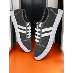 Spotwalk Men Casual Sneakers