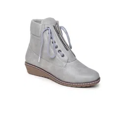 VALIOSAA Women Grey Solid Heeled Boots