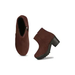 Ishransh Women Latest Trendy Chelsea Boots
