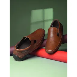 Hush Puppies Men Leather Round Toe Slip-On Sneakers With Laser Cuts