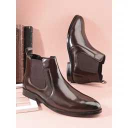 Roadster Men Brown Chelsea Casual Boots