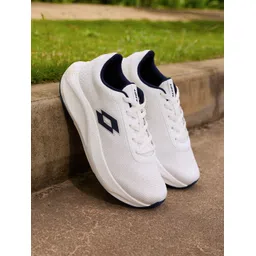 Xwift Knit Running Shoes For Men