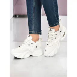 albania Men Walking Shoes