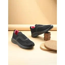 HRX by Hrithik Roshan Women Mesh Walking Non-Marking Shoes