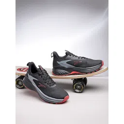 Action Men Mesh Running Non-Marking Shoes