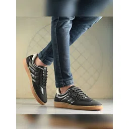 Mast & Harbour Men Sneakers