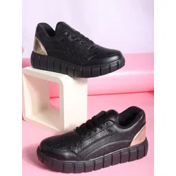 The Roadster Lifestyle Co Women Round Toe Textured Casual Sneakers