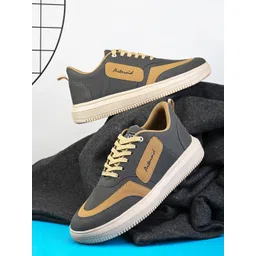 ASTEROID Men Colourblocked Suede Sneakers