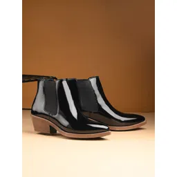 San Frissco Women Block-Heeled Chelsea Boots