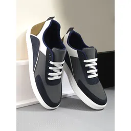 The Roadster Lifestyle Co. Men Grey & Navy Blue Colourblocked Lightweight Sneakers
