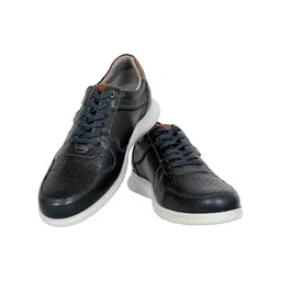 HX London Men Perforations Round Toe Lightweight Leather Sneakers