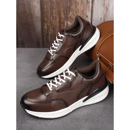 LOUIS STITCH Men's American Tan Leatherette Fashion Sneaker Cushioned Casual Shoes