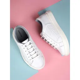 Mochi Women Sneakers