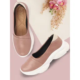 FAUSTO Women Lightweight Comfort Insole Contrast Sole Slip-On Sneakers