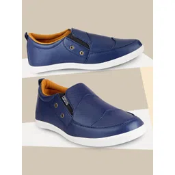 FAUSTO Men Blue PU Lightweight Slip-On Sneakers