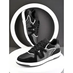 The Roadster Lifestyle Co Men Colourblocked Casual Sneakers