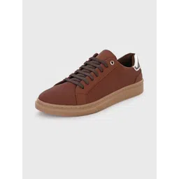 Roadster Men Leather Sneakers