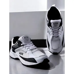 Free Kicks Men White Synthetic Marking Running Sports Shoes