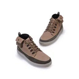 Woodland Men Nubuck Sneakers