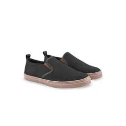 The Roadster Lifestyle Co Men Casual Slip-On Sneakers