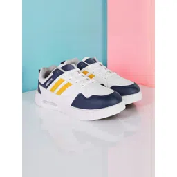DRACKFOOT Men Colourblocked Sneakers