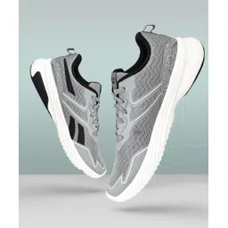 RUNNING GEAR M Running Shoes For Men