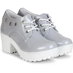 (823) Fashionable Boots For Women