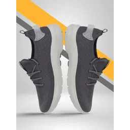 Aqualite Men Mesh Revitalizing Bounce Featherweight Running Shoes