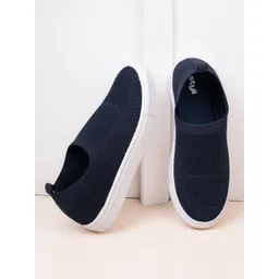 Styli Men Slip On Casual Sneakers