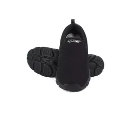 Sparx Men Black Mesh Walking Shoes