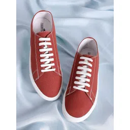 The Indian Garage Co Men Red Round Toe Lace-Up Sneakers
